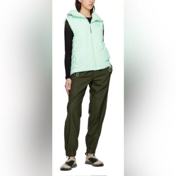 NWT RAINS Women’s Loop Vest Full Zip with Hood Mineral Green - Size Large - Picture 1 of 4